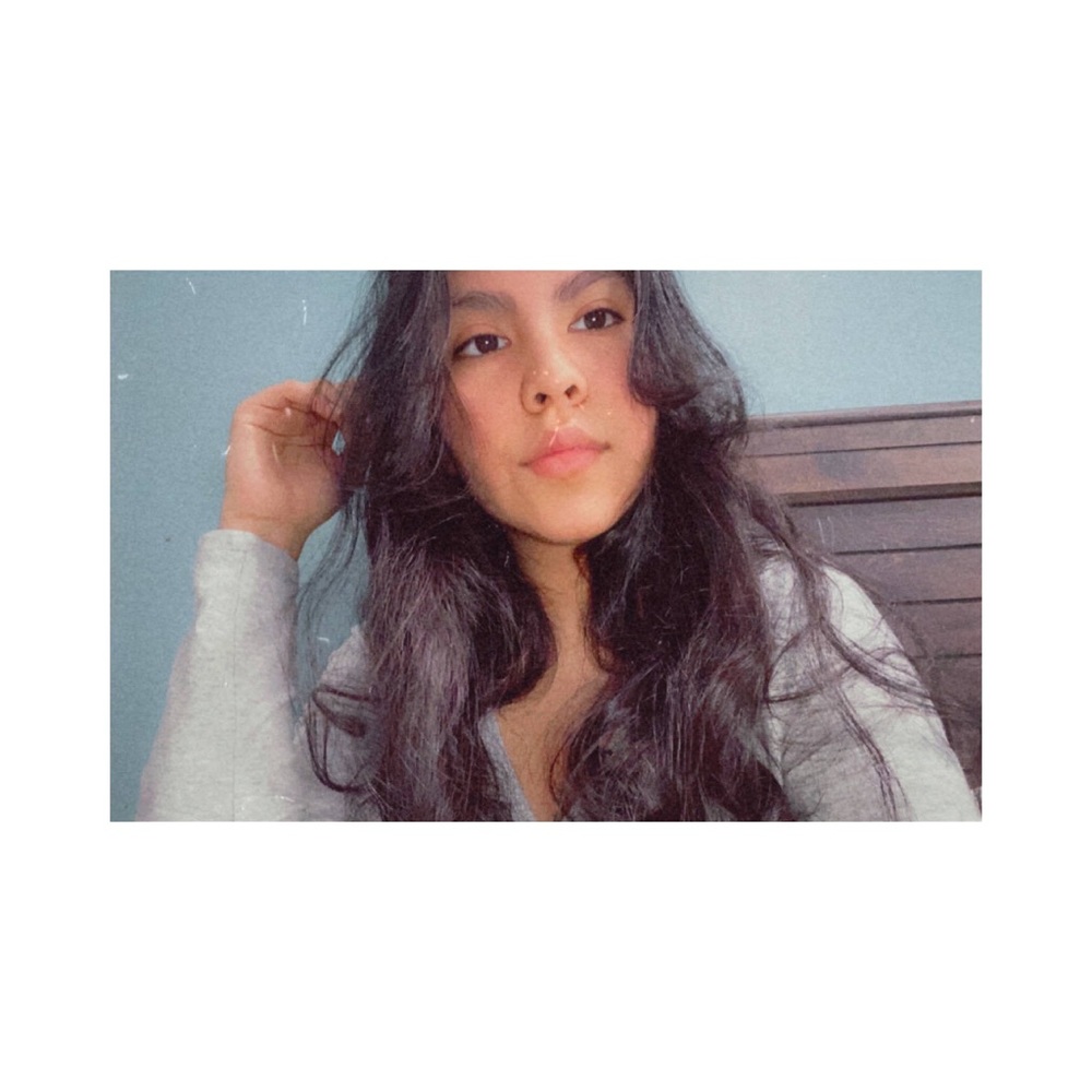 Meet your Posher, Daniela